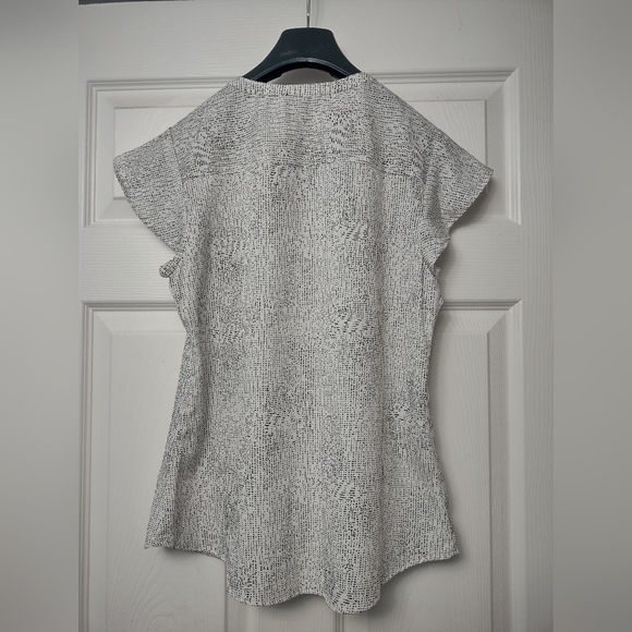 Calvin Klein Blouse - Picture 2 of 9